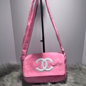 CHANEL CC VIP Precision Pink White Tote Shoulder / Messenger Bag NEW
